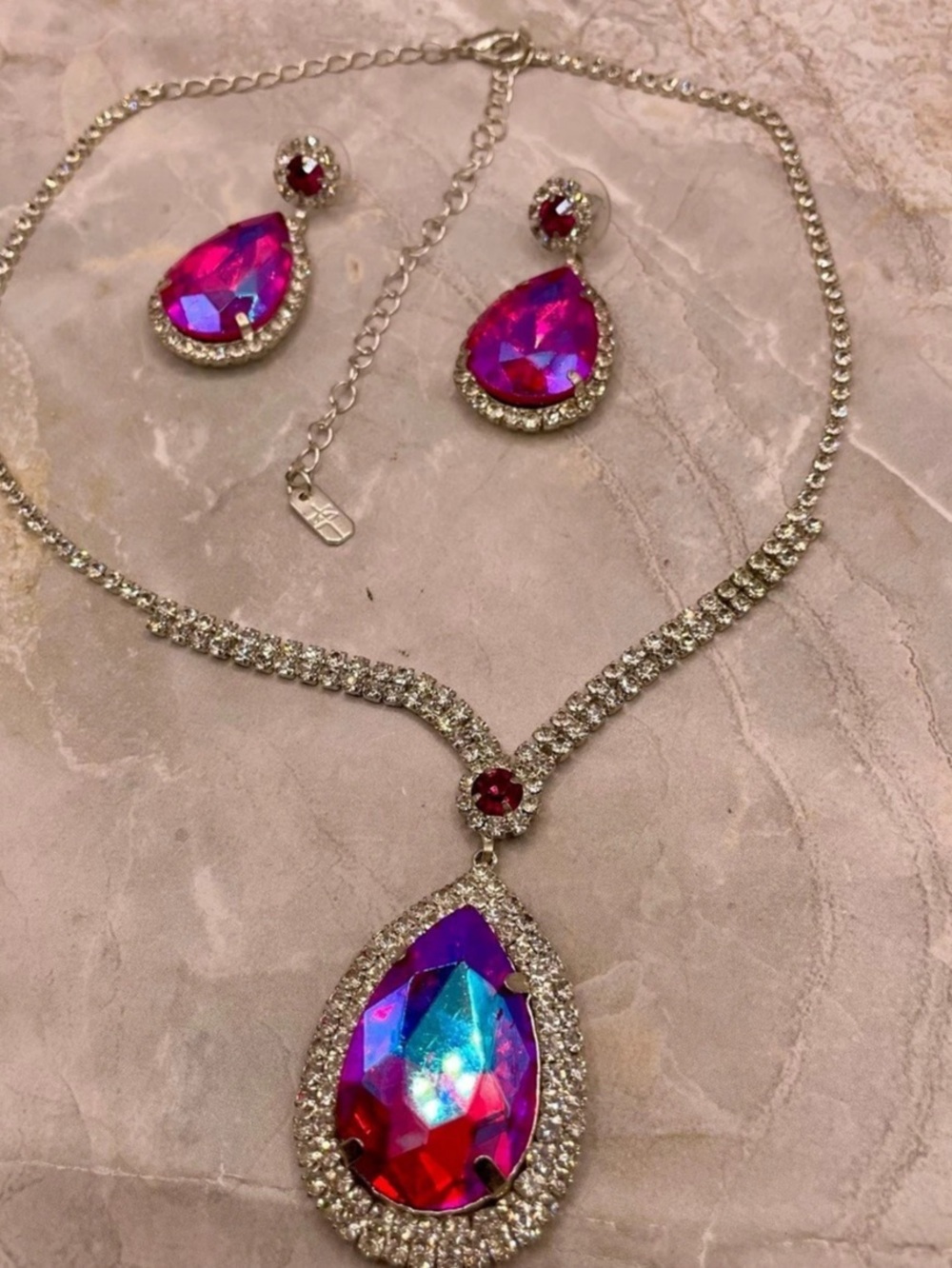 Pink Teardrop Crystal Pendant Necklace & Earrings. 16 inches/4 inch extender